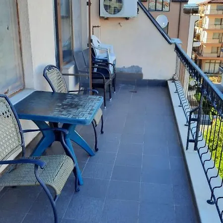 Nesebar Guest House Apartment